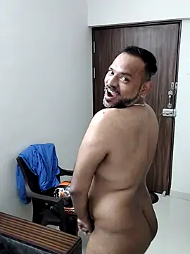 lovbombayduck11 online show from September 22, 7:03 am