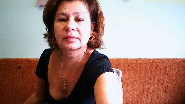 Snapshot of Mat_Elenore chatting on July 18, 8:34 am Mat Elenore online show from July 18, 8:34 am