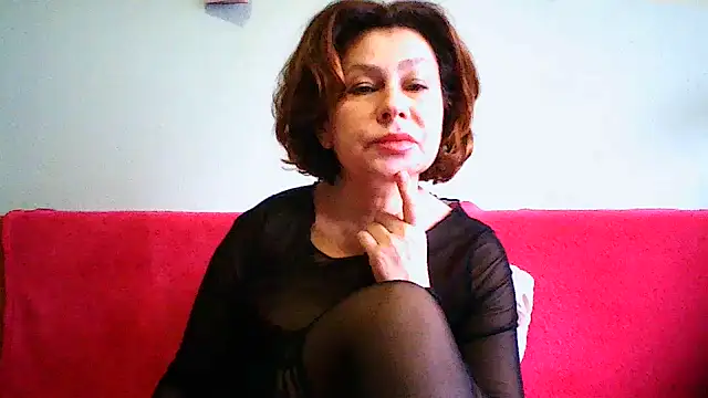 Mat Elenore online show from February 1, 7:50 am