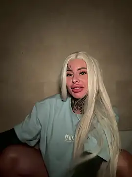 bambixboo online show from July 8, 10:10 pm