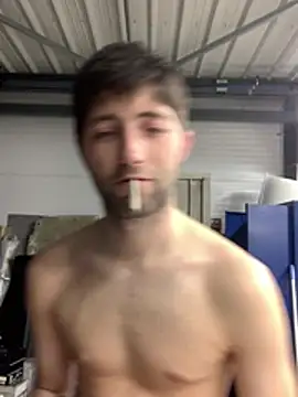 Snapshot of GuillaumebeauZizi chatting on February 12, 5:56 pm GuillaumebeauZizi online show from February 12, 5:56 pm