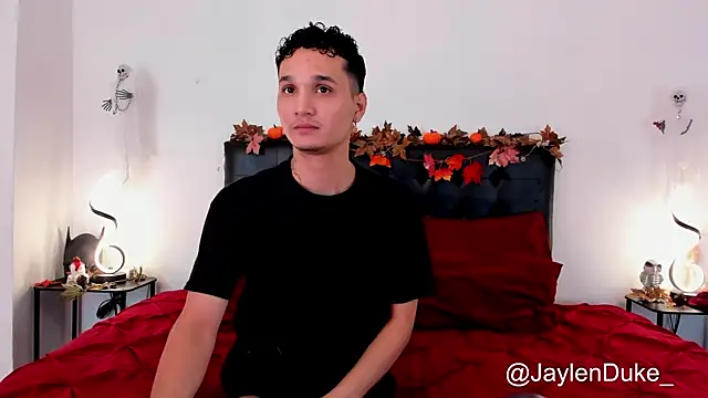 Snapshot of jaylen_and_duke chatting on October 17, 11:01 am jaylen and duke online show from October 17, 11:01 am