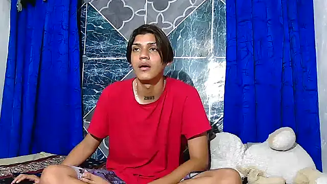 Snapshot of Samuelsince chatting on October 28, 3:29 am Samuelsince online show from October 28, 3:29 am