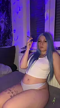 Snapshot of kinkygirl420x chatting on November 11, 10:37 pm kinkygirl420x online show from November 11, 10:37 pm