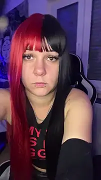 Snapshot of kinkygirl420x chatting on October 8, 8:09 pm kinkygirl420x online show from October 8, 8:09 pm