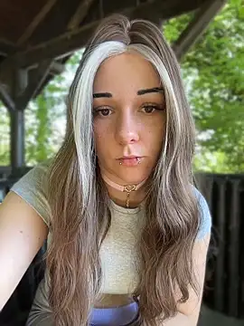 kinkygirl420x online show from April 17, 11:46 am