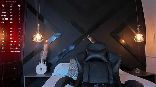 megan cooper28 online show from December 3, 2:23 am