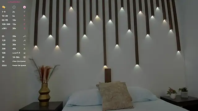 megan cooper28 online show from November 18, 7:17 pm