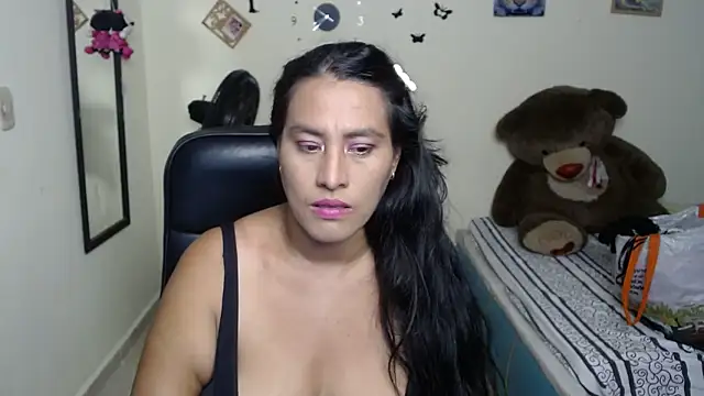 Snapshot of Debora_1_2_3 chatting on March 20, 1:46 am Debora 1 2 3 online show from March 20, 1:46 am