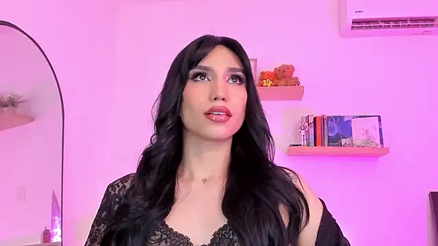 Snapshot of rose_saenz chatting on December 15, 4:15 pm rose saenz online show from December 15, 4:15 pm