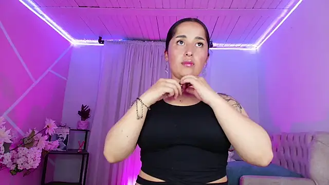 Andrex Joness online show from December 19, 11:40 pm