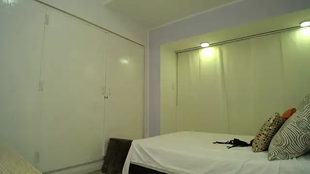 genesis moretz online show from February 22, 3:45 am