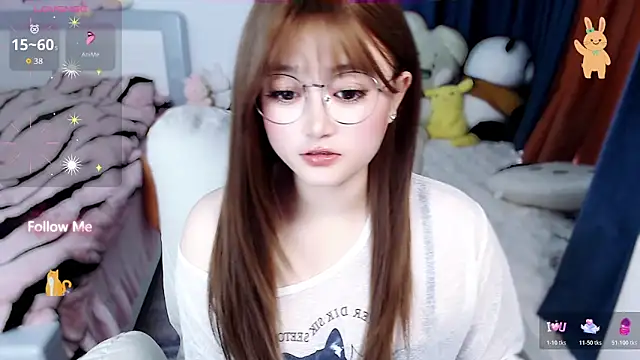 Snapshot of Sweet-18wanwan chatting on November 6, 12:36 am Sweet-18wanwan online show from November 6, 12:36 am