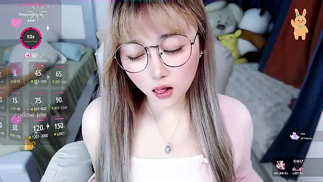 Snapshot of Sweet-18wanwan chatting on October 20, 3:34 pm Sweet-18wanwan online show from October 20, 3:34 pm