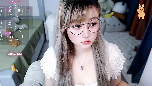 Snapshot of Sweet-18wanwan chatting on October 17, 1:46 pm Sweet-18wanwan online show from October 17, 1:46 pm