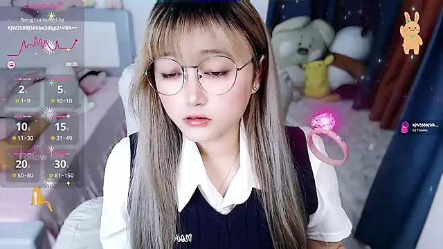 Snapshot of Sweet-18wanwan chatting on October 21, 3:00 pm Sweet-18wanwan online show from October 21, 3:00 pm