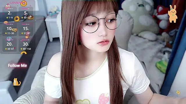 Snapshot of Sweet-18wanwan chatting on June 20, 1:27 pm Sweet-18wanwan online show from June 20, 1:27 pm