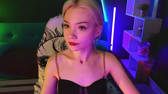 SandraBoyl online show from February 2, 1:02 am