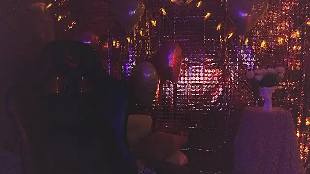 SandraBoyl online show from February 12, 9:20 am