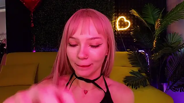 SandraBoyl online show from March 2, 11:19 am