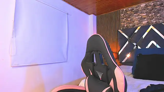 nathalia zamu online show from October 11, 3:29 am