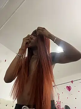 Elektra Queen online show from April 8, 1:01 pm