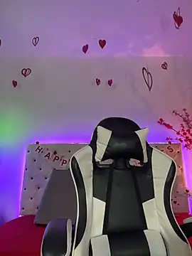 Elektra Queen online show from February 13, 1:11 pm