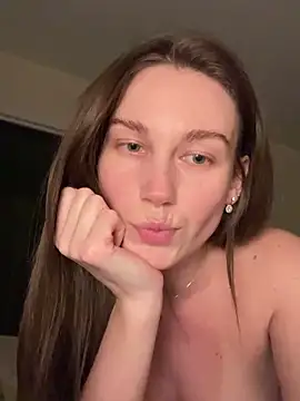 Snapshot of JasminJames chatting on January 25, 12:06 am JasminJames online show from January 25, 12:06 am
