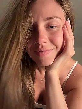 Snapshot of JasminJames chatting on October 7, 10:11 pm JasminJames online show from October 7, 10:11 pm