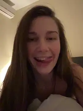 Snapshot of JasminJames chatting on January 23, 1:41 am JasminJames online show from January 23, 1:41 am