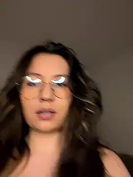 Snapshot of marie2_ chatting on October 16, 10:51 pm marie2 online show from October 16, 10:51 pm