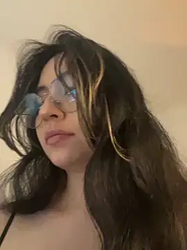 Snapshot of marie2_ chatting on October 11, 11:22 am marie2 online show from October 11, 11:22 am