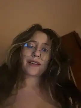 Snapshot of marie2_ chatting on March 16, 12:45 am marie2 online show from March 16, 12:45 am