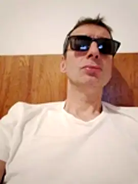 Anastasio33 online show from October 31, 7:43 pm