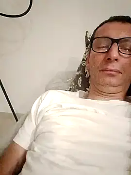 Snapshot of Anastasio33 chatting on September 17, 11:51 pm Anastasio33 online show from September 17, 11:51 pm