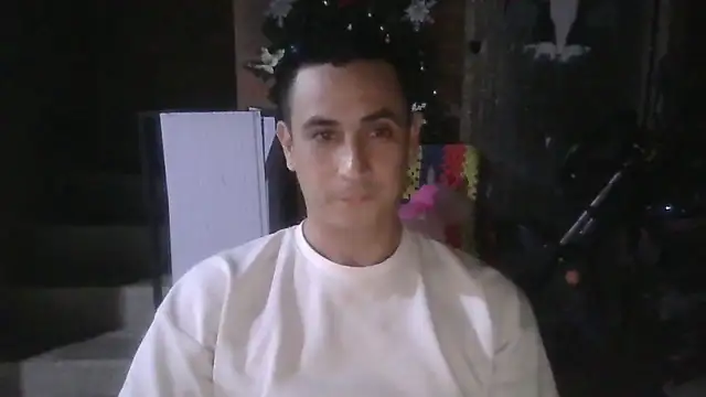 Rejy1992 online show from December 22, 3:50 am