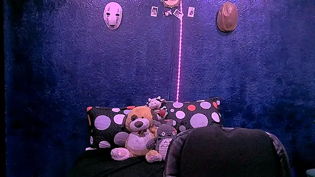 Snapshot of NinaYellow chatting on May 21, 12:46 pm NinaYellow online show from May 21, 12:46 pm