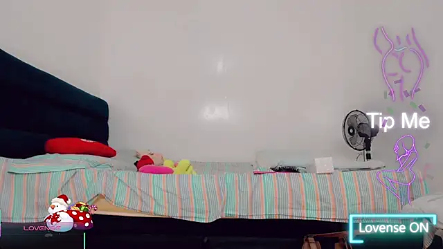 Amanda Cax online show from March 26, 7:12 pm