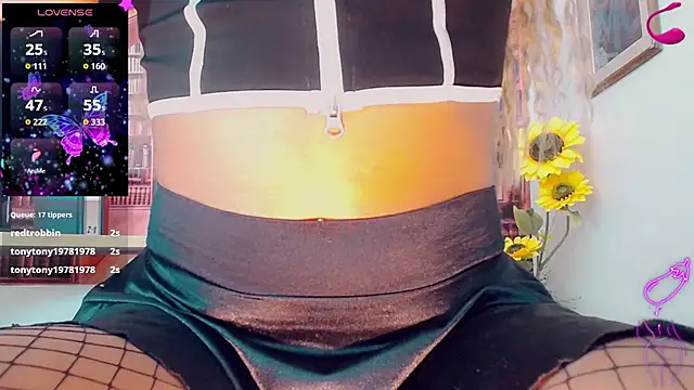 Amanda Cax online show from October 27, 7:15 pm