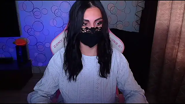 Snapshot of __Yasmina__ chatting on October 14, 4:02 am Yasmina online show from October 14, 4:02 am