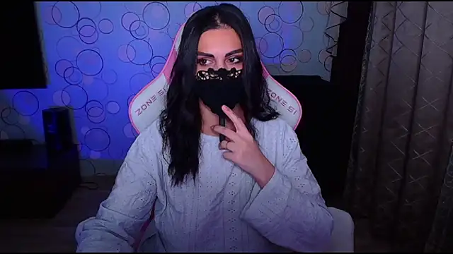 Snapshot of __Yasmina__ chatting on October 24, 3:05 am Yasmina online show from October 24, 3:05 am