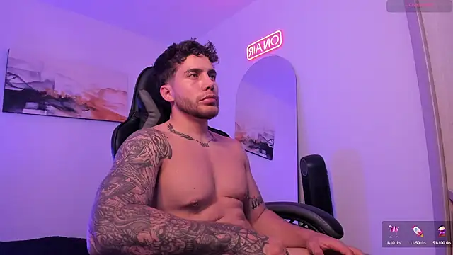 LucianSinclair online show from December 7, 12:57 am