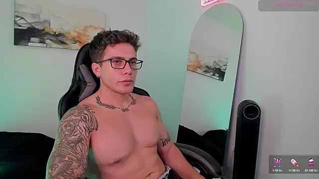 LucianSinclair online show from January 22, 12:06 am