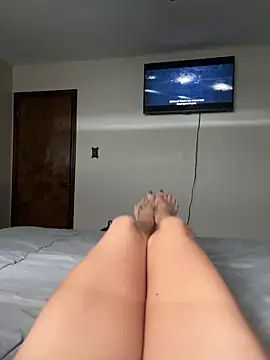 Snapshot of Everlyrose27 chatting on October 10, 2:18 pm Everlyrose27 online show from October 10, 2:18 pm