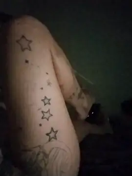 Snapshot of Everlyrose27 chatting on March 2, 11:50 am Everlyrose27 online show from March 2, 11:50 am