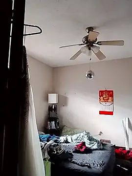 Snapshot of Everlyrose27 chatting on January 7, 5:07 pm Everlyrose27 online show from January 7, 5:07 pm