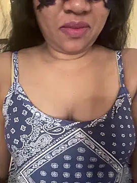 Shasha X online show from March 3, 6:24 pm