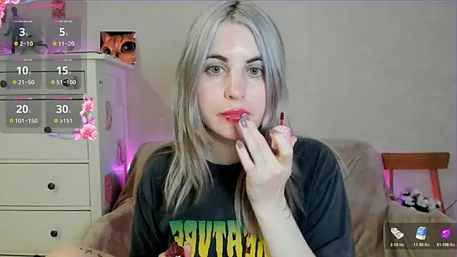 pawpaws online show from April 14, 9:03 am