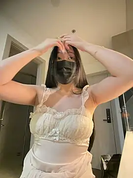 Snapshot of MEOW_MEO chatting on February 23, 4:07 pm MEOW MEO online show from February 23, 4:07 pm