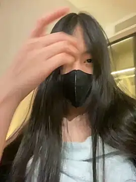 Snapshot of MEOW_MEO chatting on November 23, 4:17 pm MEOW MEO online show from November 23, 4:17 pm